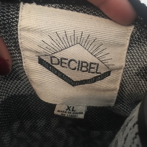 Aztec Sweater - Picture 3 of 3